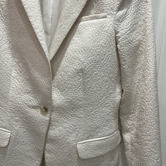 Elizabeth and James Jacket - Picture 4 of 6